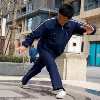 站樁100問││(體式篇)站樁的基本姿勢有哪些?(18) 站樁100問││(體式篇)站樁的基本姿勢有哪些?(18)