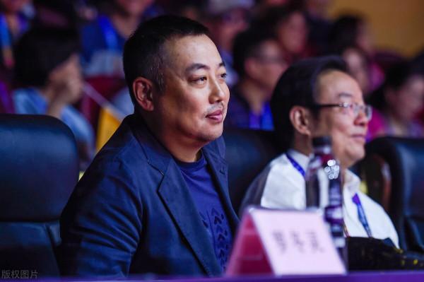 國乒9人獲殊榮！劉詩雯被贊“巾幗英雄”，1人退役24年熱度不減