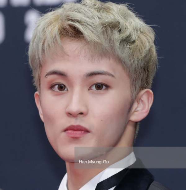 好多整容臉！外網曝韓國頒獎禮生圖，明星動鼻子後遺症太明顯