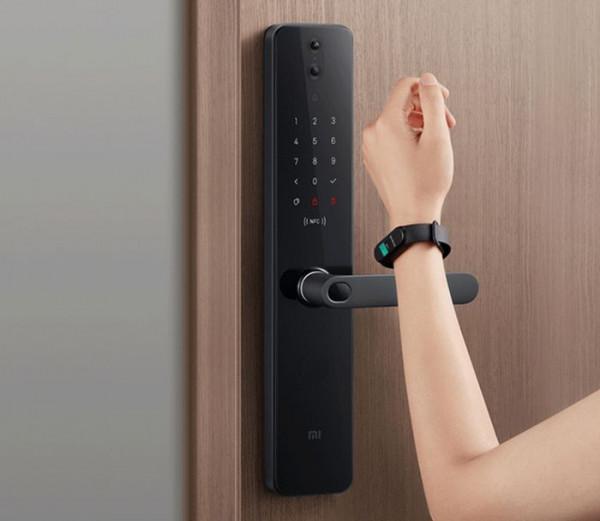 守護全家幸福安全 螢石C6CN蘇寧易購僅189元