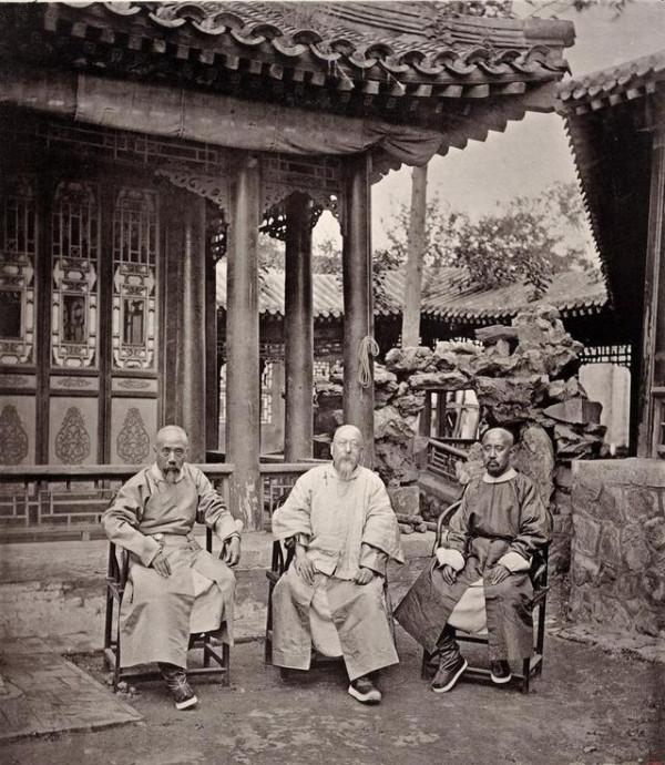 清政府官員到底有多累，上班上朝不太累，下班了卻要人命