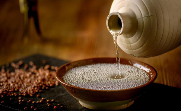 1斤糧食能釀多少白酒？專業的釀酒師傅給出了正確答案，漲知識了