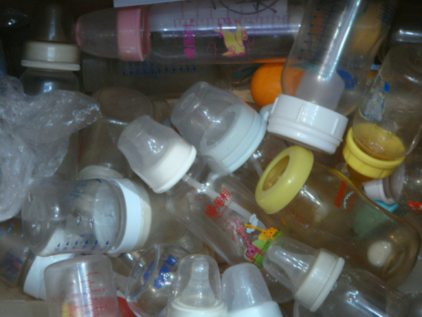 別人送的“舊衣服”可以收，但這2樣最好拒絕，關係再好也別要