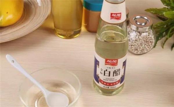 8種花是&OpenCurlyDoubleQuote;醋罈子&rdquo;，半月一杯醋，不黃葉，花開爆