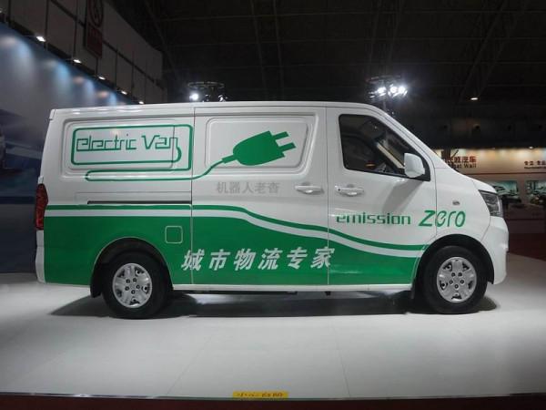 為什麼新能源麵包車大部分都是貨運版 純電動客運版乘用麵包車少