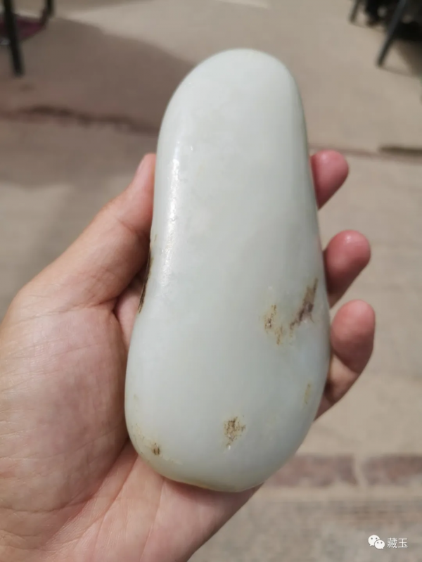 國慶假期去和田巴扎買玉,市場情況是這樣的…… 國慶假期去和田巴扎買玉,市場情況是這樣的……