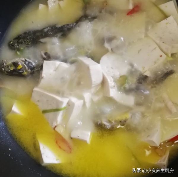 初冬到,遇到這魚別手軟,我家隔2天吃一回,肉肥刺少湯汁鮮 初冬到,遇到這魚別手軟,我家隔2天吃一回,肉肥刺少湯汁鮮