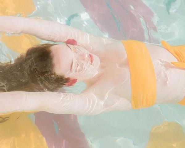 21年後&OpenCurlyDoubleQuote;許仙&rdquo;近照曝光，瘦到兩頰凹陷不敢認，到底經歷了什麼？