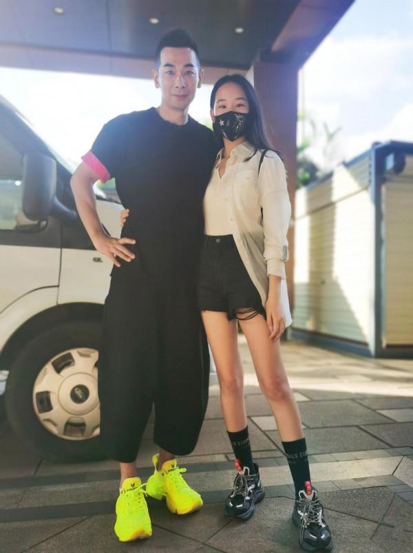 趙文卓大女兒太長臉了，才14歲出落得亭亭玉立，衣品也拿捏住了