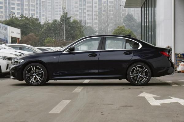 寶馬3系:中型車,外觀比較討喜 寶馬3系:中型車,外觀比較討喜