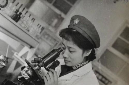 景寶玲：23歲犧牲，初戀在其墓前守候一生，弟弟為尋她奔波64年