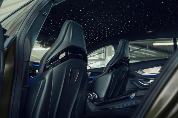 一款Mercedes-AMG GT 63 S 軍事改裝車型