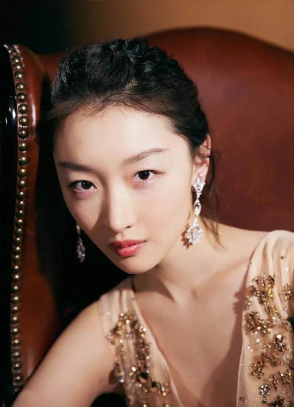 驚豔周冬雨（上）