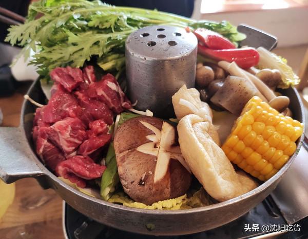 咖哩裡面加麻醬，這創意好啊，我把咖哩湯都喝了