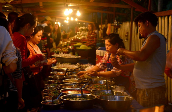 寮國百姓的收入很低，當地物價水平怎麼樣？