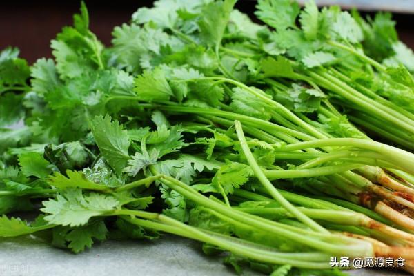 香菜大蒜折耳根香椿番石榴等7種重口味食物，其實都是非常有營養