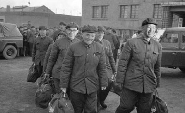 王耀武被俘前,已斷定國民黨大敗,入獄後:早進來晚進來早晚進來 王耀武被俘前,已斷定國民黨大敗,入獄後:早進來晚進來早晚進來