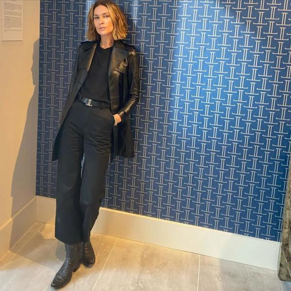 這雙鞋太神奇：平底最顯高，舊的比新的好