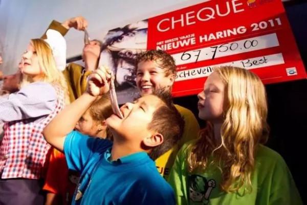 臭得慘絕人寰的鯡魚罐頭每年銷量高達360萬罐！何方壯士在消費？