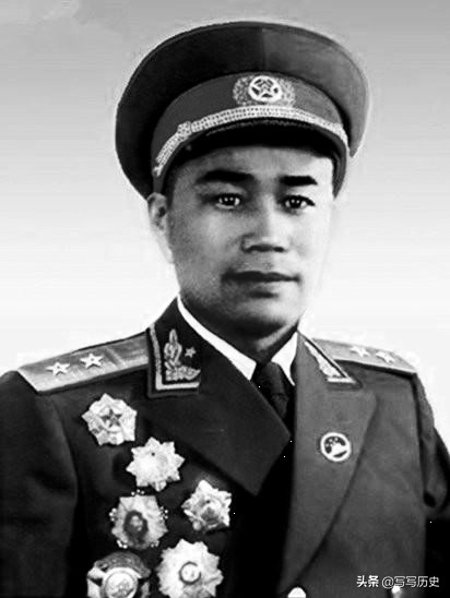 淮海戰役期間，中野、華野各縱隊的司令員和政委都是誰？