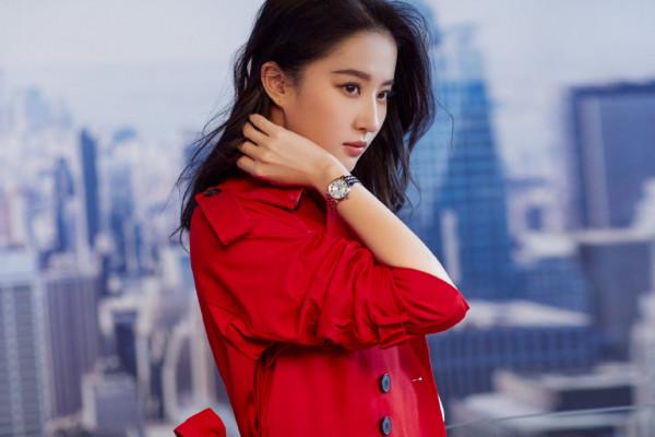 這些明星家境優渥，背景強大，無人敢惹，卻個個都往娛樂圈扎