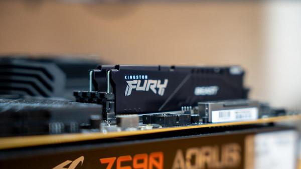 不計預算裝一臺12代12900K怎麼選？