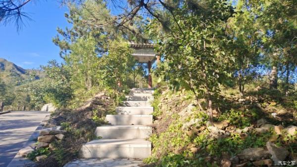 五百年盤龍古松.與秦Plus Dmi探訪千年幽幽古剎！