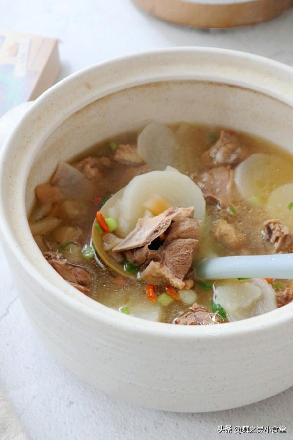 12道家宴已備好，1冷盤2湯4炒5蒸，就等你回家團聚