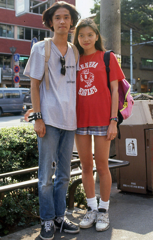 告別網紅臉！30年前的素人街拍，每個人都美得非常真實