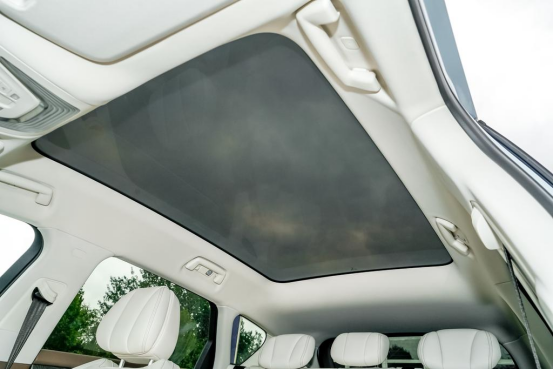 軸距近3米,總扭矩1040N·m,售價31.36萬起,解析嵐圖FREE 軸距近3米,總扭矩1040N·m,售價31.36萬起,解析嵐圖FREE