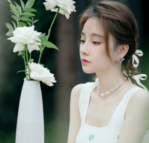 “轉型失敗”的馮提莫,從“一姐”到“小網紅”,她經歷了什麼? “轉型失敗”的馮提莫,從“一姐”到“小網紅”,她經歷了什麼?