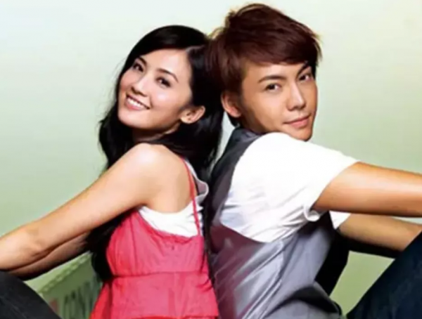 芭莎晚宴成修羅場：陳偉霆跟兩任前女友同框，楊穎避開，阿SA站遠