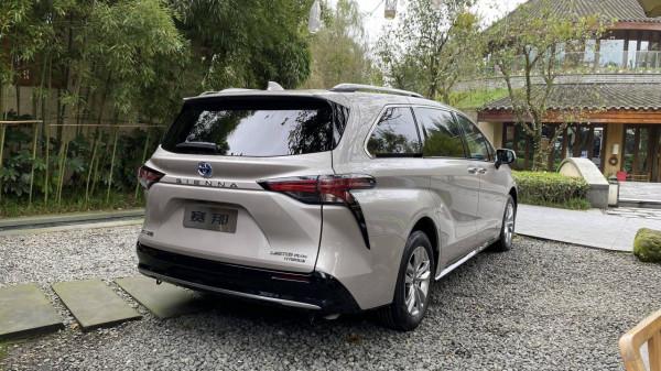 奶爸張局體驗賽那：很豐田，也很不豐田