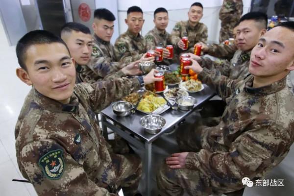 視點｜2022年&OpenCurlyDoubleQuote;春節軍列&rdquo;真暖