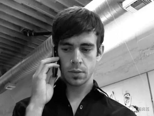 45歲“矽谷第一單身漢”辭任CEO:精英鮮肉為啥變中年“糙漢”? 45歲“矽谷第一單身漢”辭任CEO:精英鮮肉為啥變中年“糙漢”?