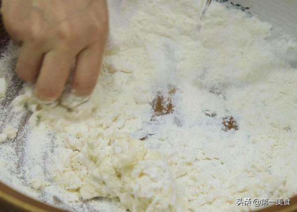 死麵餅怎樣做軟而不硬，和麵是關鍵，教程來啦，一看就會