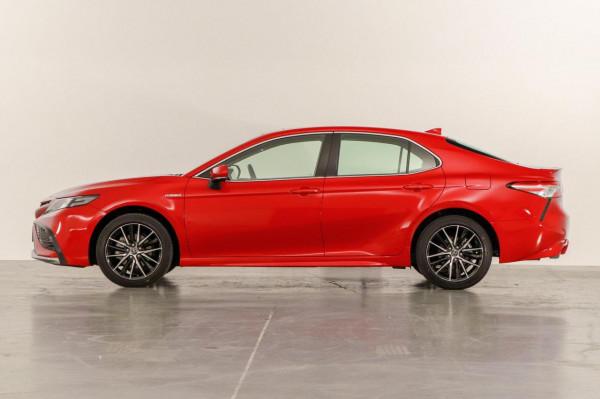 凱美瑞:外觀好看,內飾有質感,搭載2.5L+E-CVT,適合家用 凱美瑞:外觀好看,內飾有質感,搭載2.5L+E-CVT,適合家用