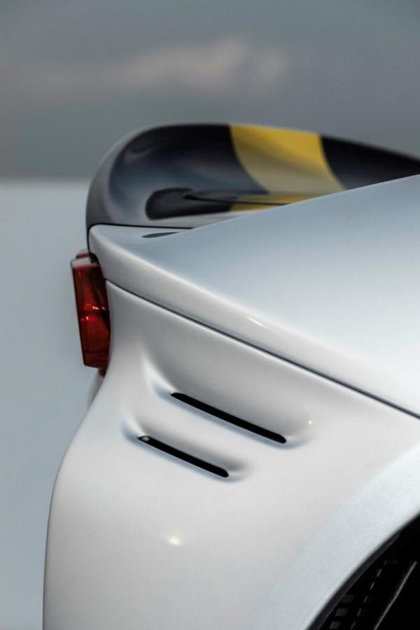 好開!中國人首試法拉利SF90 Stradale Assetto Fiorano配置版 好開!中國人首試法拉利SF90 Stradale Assetto Fiorano配置版