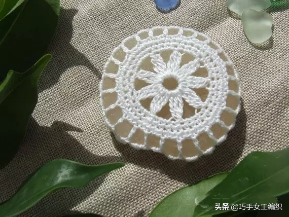 路邊撿些石頭，用毛線鉤起來給它們穿&OpenCurlyDoubleQuote;新衣&rdquo;吧~（附圖解）