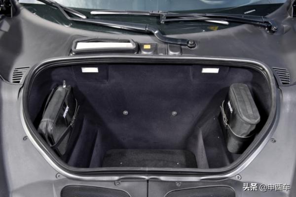 Auto史記 | 法拉利的自吸升功率銷量王，135匹一升！歎為觀止…