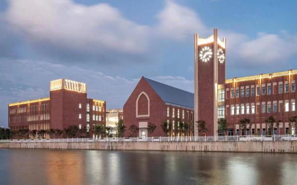 袁詠儀為兒子言論不當道歉！港星定居內地後，星二代們在哪上學？