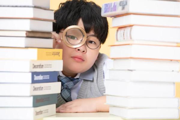 陳忠：兒宜書養