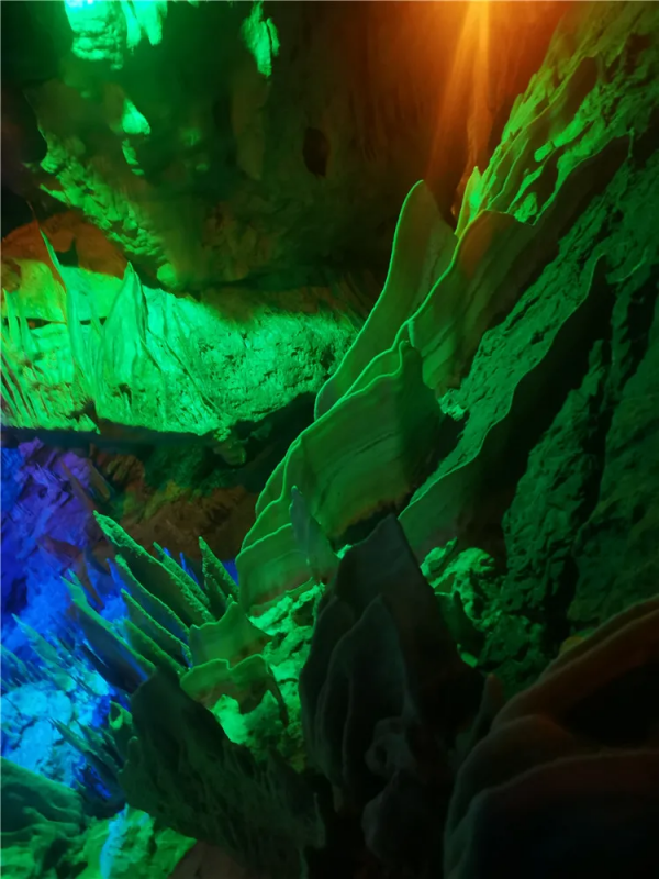 實拍！北京這處15億年的大自然奇觀，恍如地下宮殿~週末去正好！