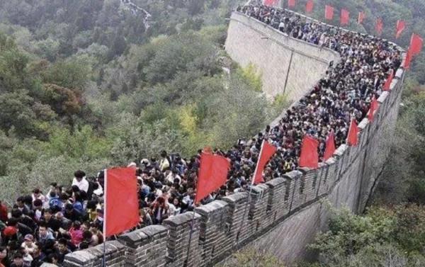 這個國慶假，到處真是人山與人海