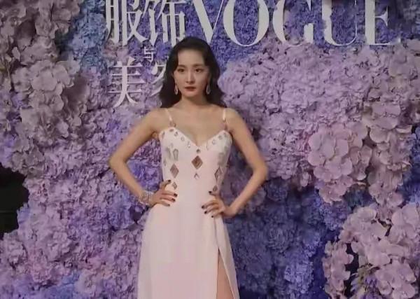 時尚盛宴紅毯！楊冪的身材絕了宋佳吃成包子臉，沒有比童瑤更敢穿