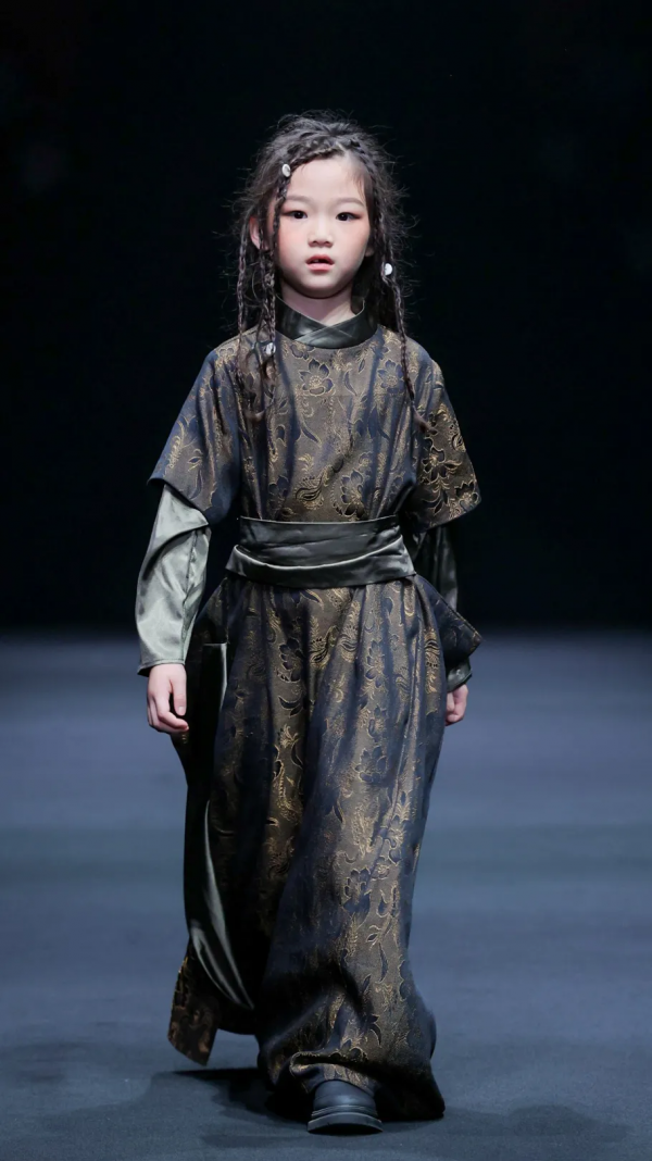 專題 | 看!少數民族的“時尚經” 專題 | 看!少數民族的“時尚經”