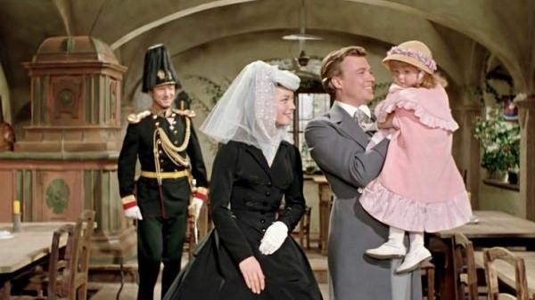 歷史上的茜茜公主為什麼痴迷美容和瘦身？她能掌控的只有她自己