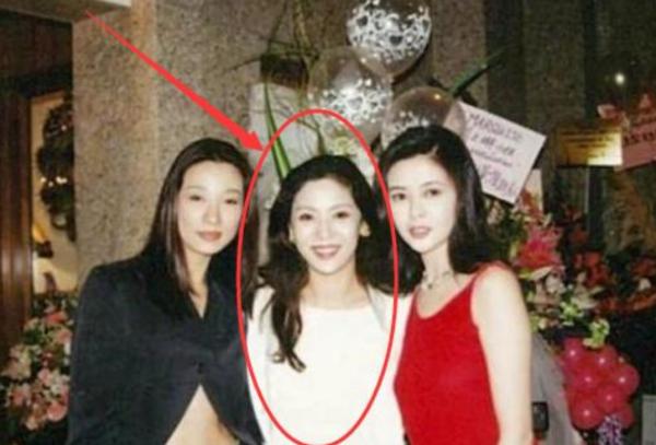 “香港女梟雄”向太的風雨人生