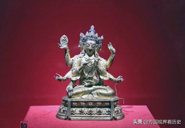 挖到文物拒絕上交，幾經勸說文物迴歸博物館，結局皆大歡喜