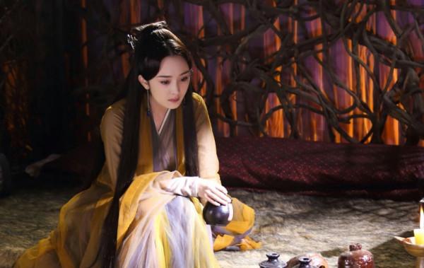 楊冪新劇預計Q4上線，與陳偉霆強強聯合，顏值卻被女二“吊打”